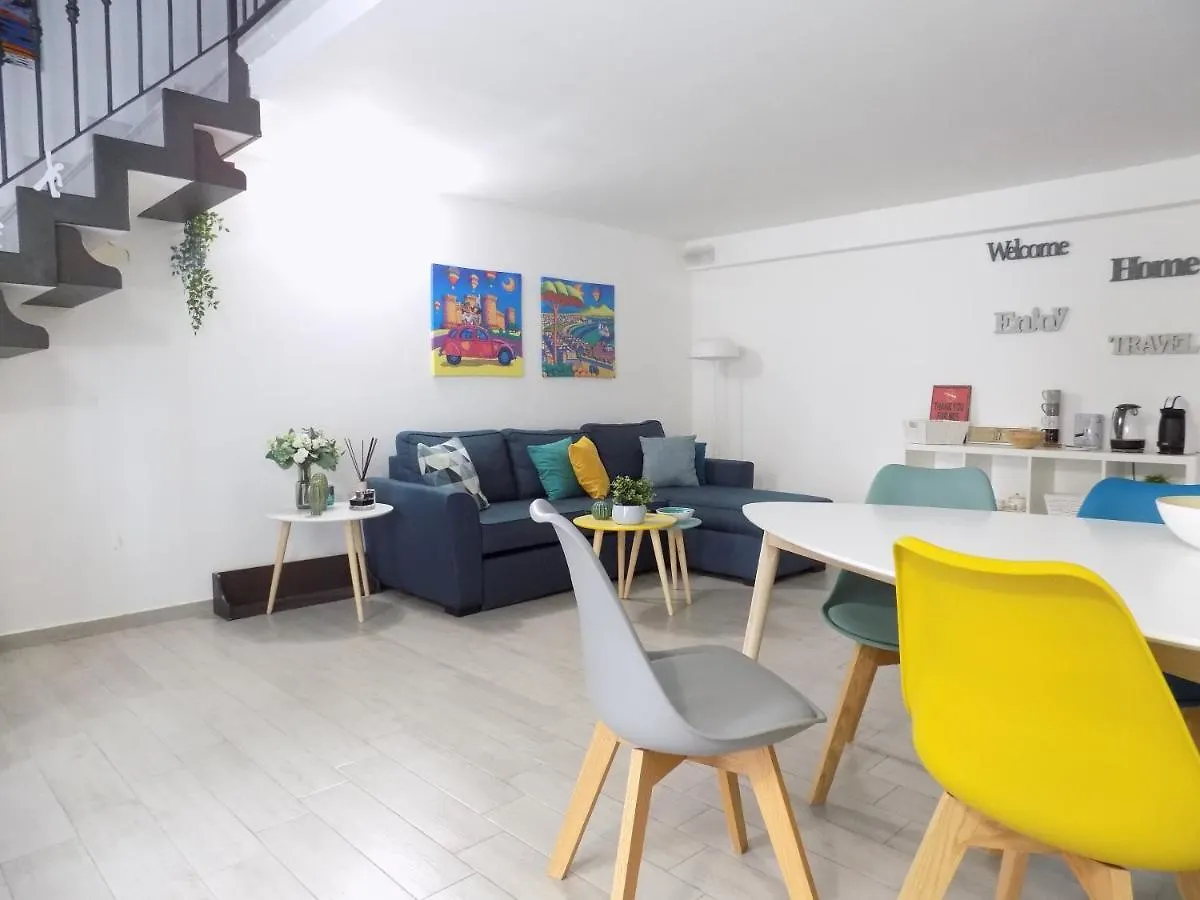 Stupendo Basso Nel Cuore Di Napoli Holiday home Naples
