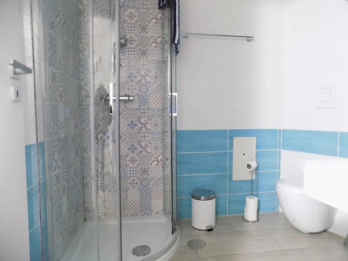 Holiday home Stupendo Basso Nel Cuore Di Napoli Italy